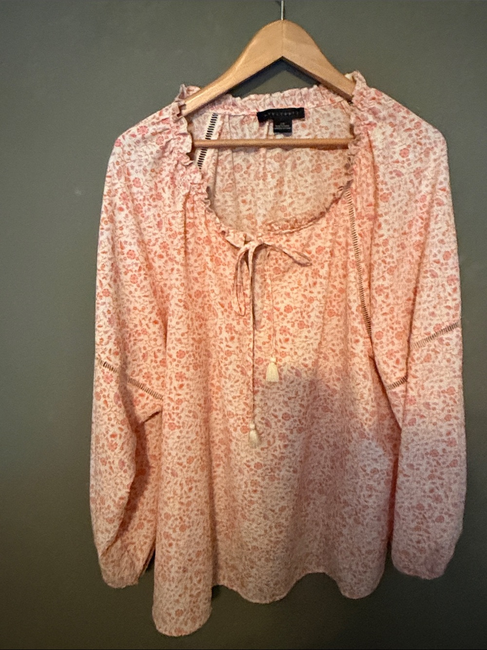 Sanctuary Pink Floral Tie-Neck Peasant Tunic